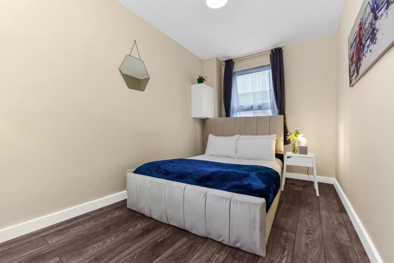 Family Friendly, Zone 2, 2 Beds, Overground ロンドン エクステリア 写真
